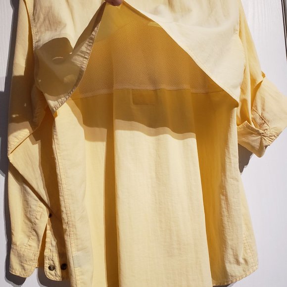 Men's Performance Clothing Sports Fishing Shirt Yellow Med in Mint Condition - Picture 6 of 6